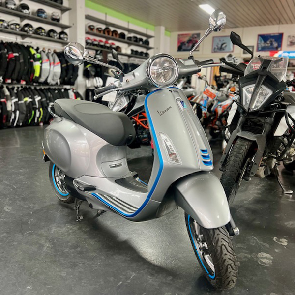 Vespa 50 Elettrica